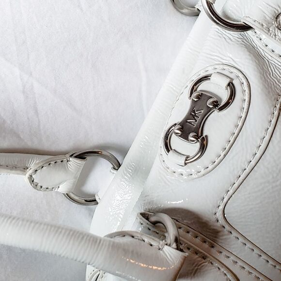 MK Puffer Handbag - Picture 3 of 10